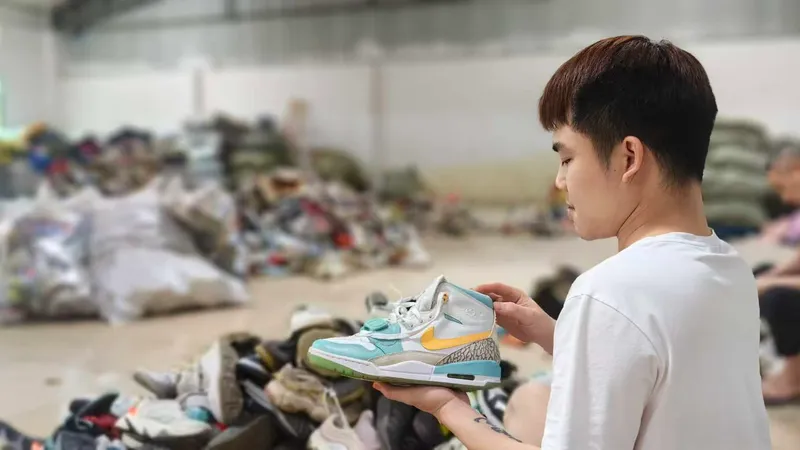 RealismThrift QC Inspection - Sorting Branded Used Shoes