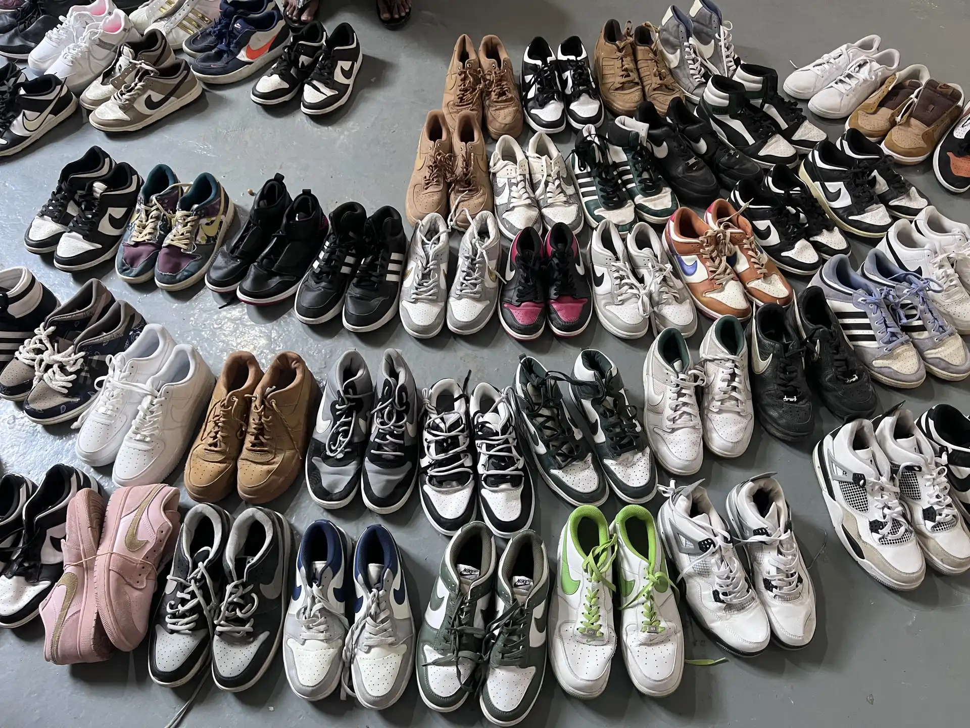 RealismThrift Wholesale Used Brand Shoes - Branded Sneakers and Footwear Bulk Export Service from Huizhou Factory