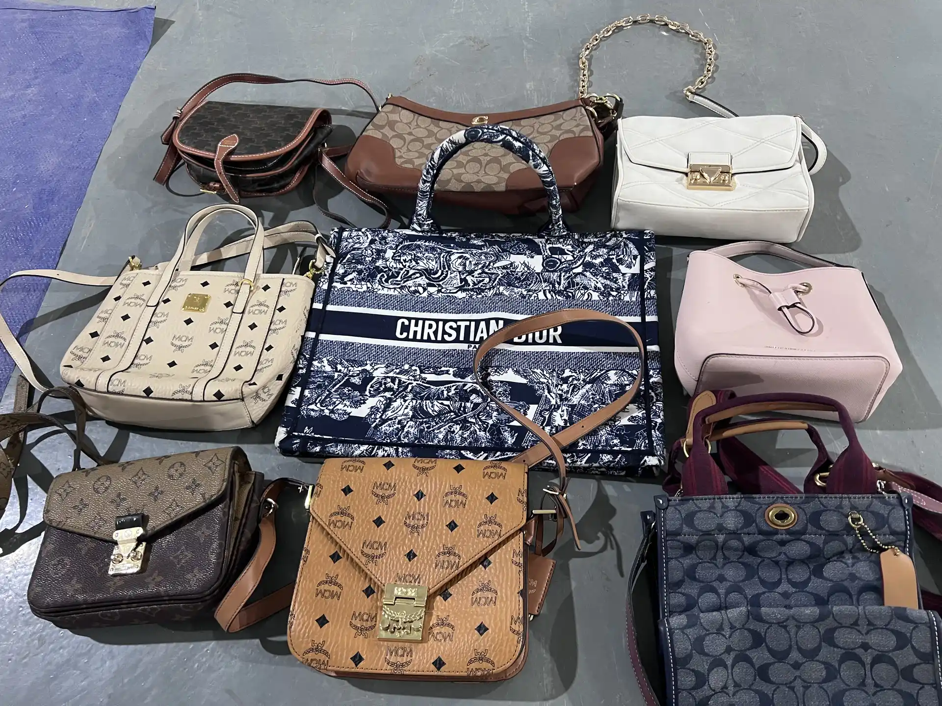 RealismThrift Bag Quality Inspection Step 04 - Structural Integrity Check for Professional Global Wholesale Branded Bags