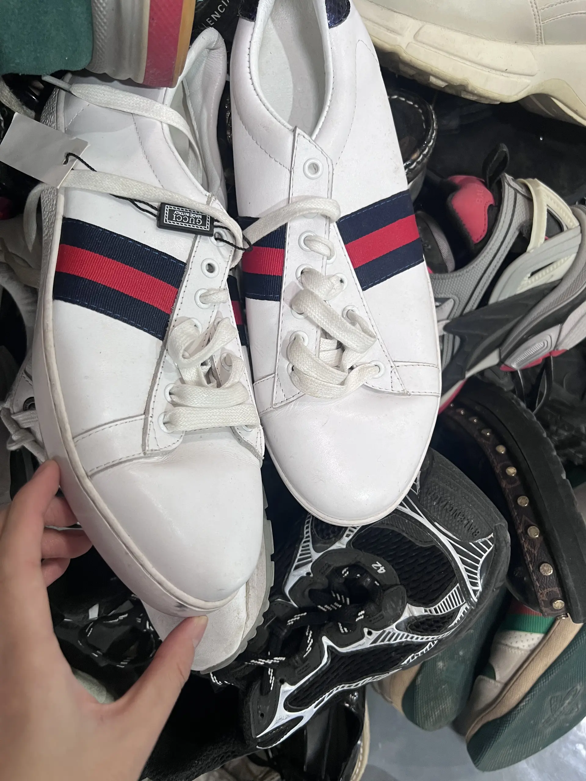 RealismThrift Order Step 4 - Selecting A-Grade or B-Grade Branded Second Hand Wholesale Merchandise
